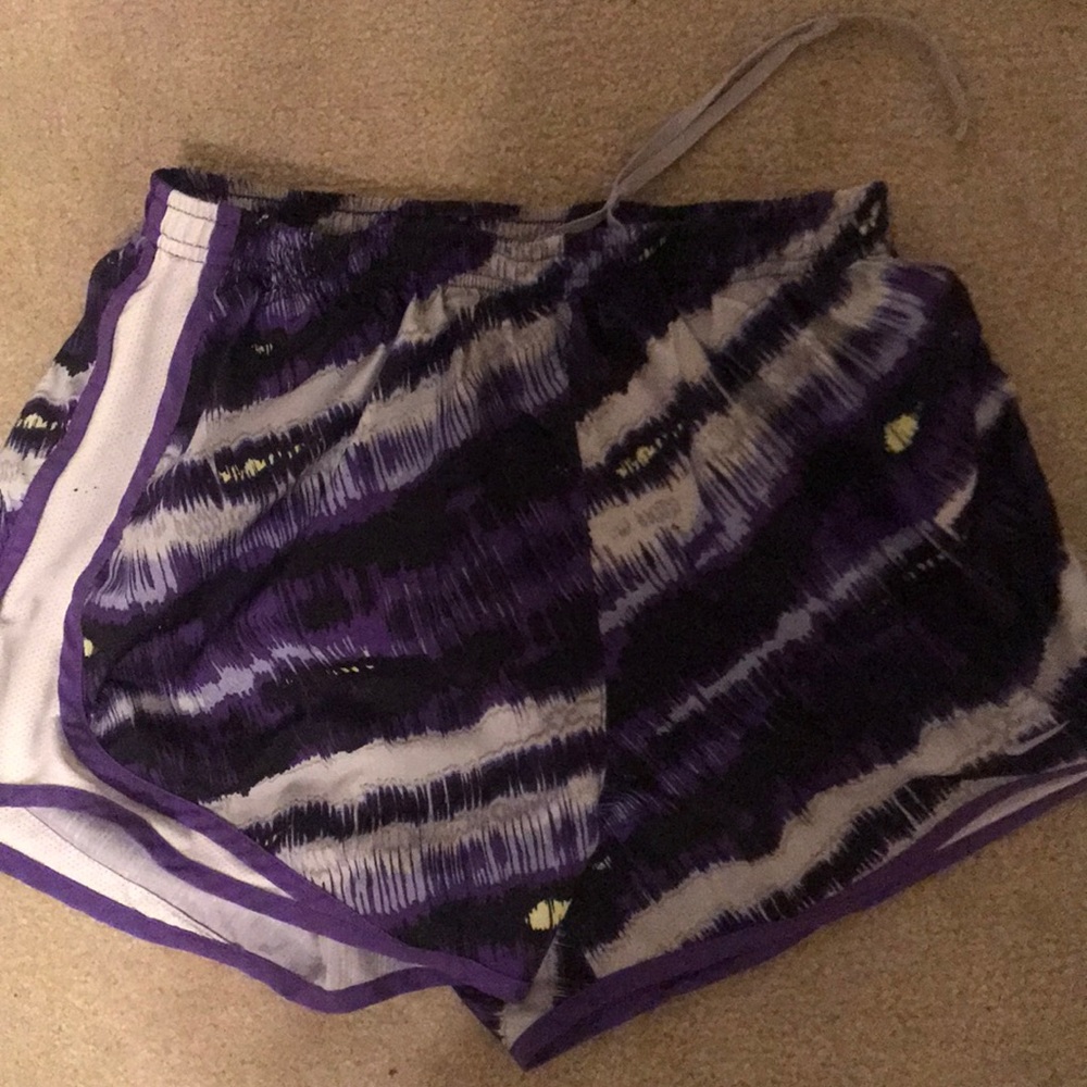 Running shorts